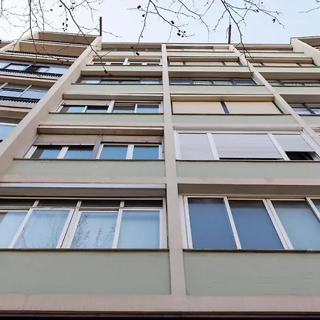 Ab Saint Joseph Apartment *